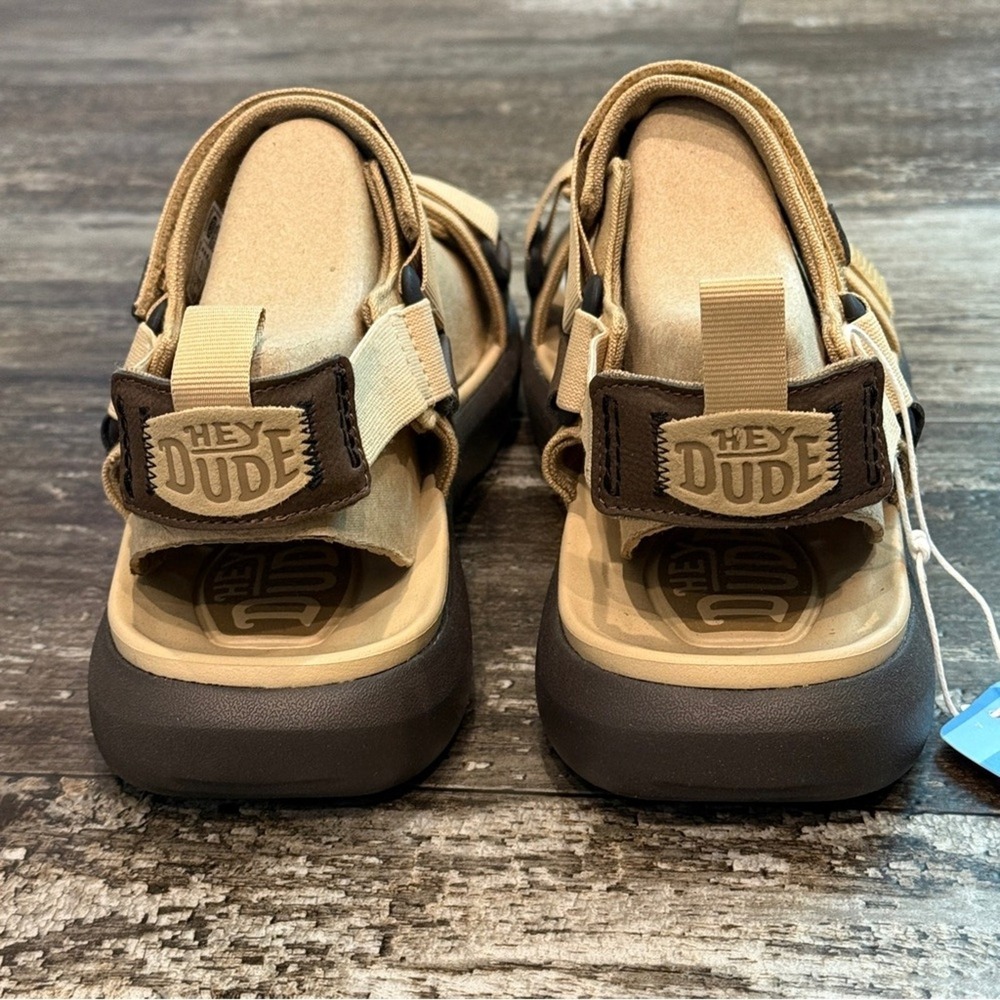 Hey Dude Carson Sandal Sport Mode Mens Size 12 Tan Brown Pool Vaca Beach Comfy - Picture 6 of 10
